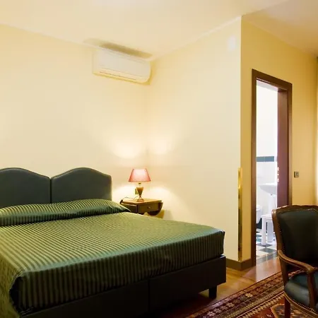 Relax Style House 3*