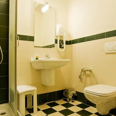 Relax Style House 3*