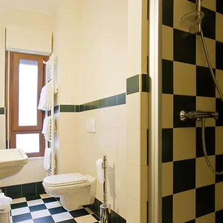 Relax Style House 3*