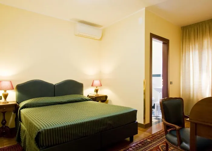 Relax Style House 3*